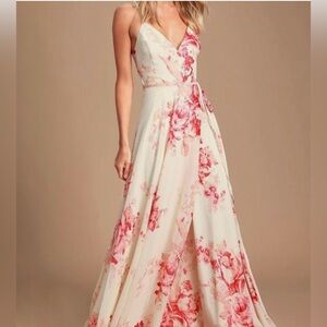 Lulu’s White and Pink Floral Maxi Dress NWT